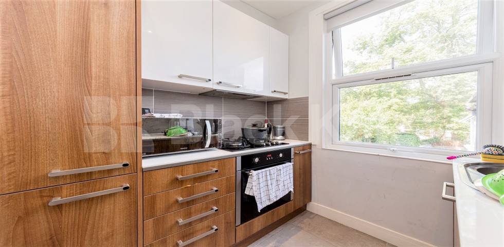 			1 Bedroom, 1 bath, 1 reception Flat			 Hofland Road, Kensignton Olympia